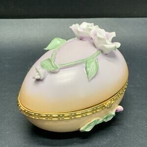 Vtg Formalities by Baum Bros Hand Painted Porcelain Egg Hinged Trinket Dish 5”